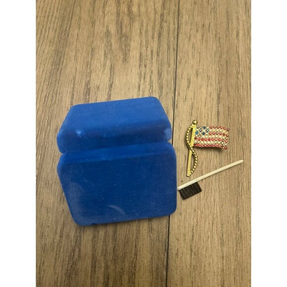 American Flag Brooch Pin With Red & Blue Rhinestones Gold Tone Metal Storage 2x3 - Picture 5 of 6
